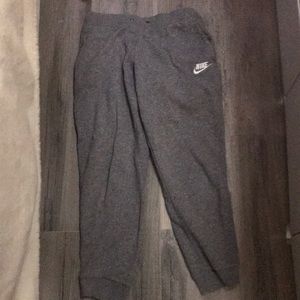 Nike sweat pants without strings